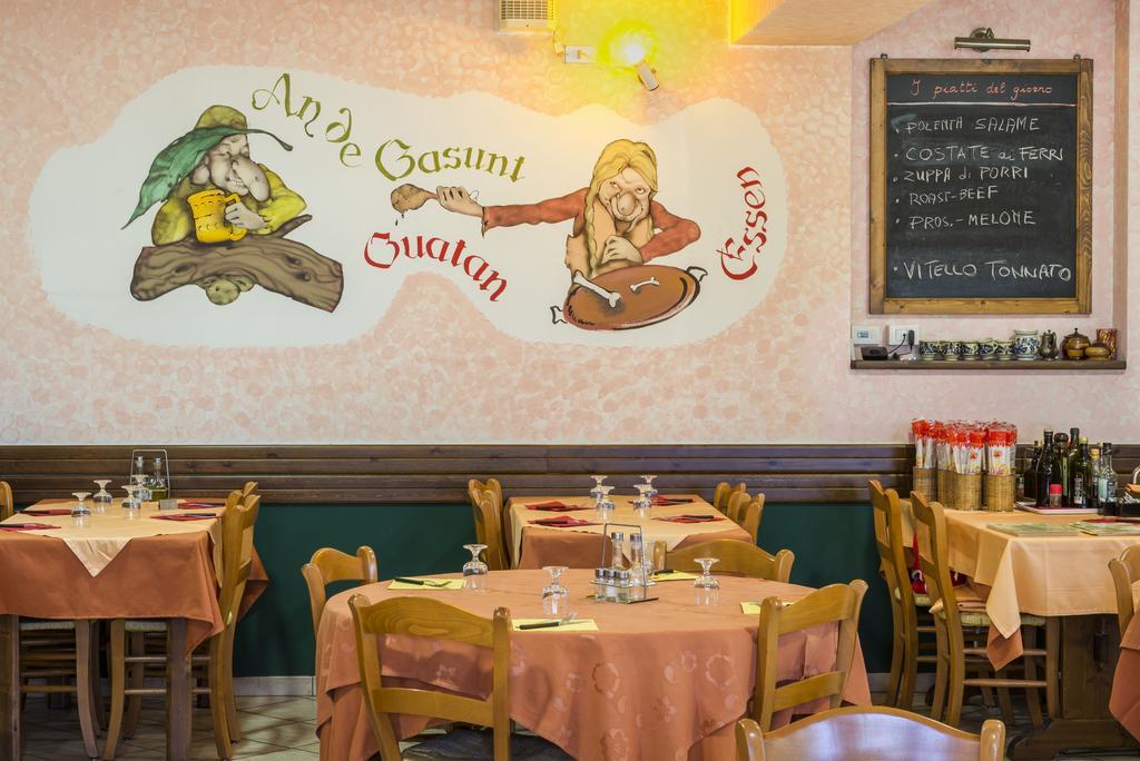 Hotel Cristina San Rocco di Piegara Ngoại thất bức ảnh