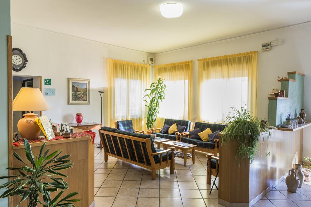 Hotel Cristina San Rocco di Piegara Ngoại thất bức ảnh